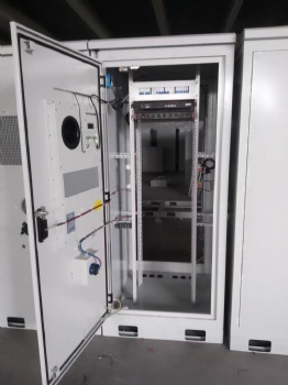 Custom Telecommunication Outdoor cabinet rack 500*500*800 to 1200*3000*2400