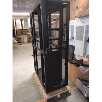 Huawei 600 1200 2000mm network server cabinet with pdu